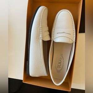 Tods gommino moccasin size 36 white leather